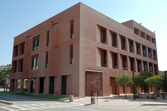 AKU Nazir Ali Walji Building, Karachi